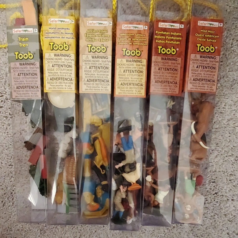 ASSORTED SAFARI LTD COLLECTION